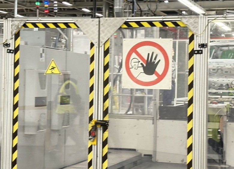 Бьем ДВС, спасая Россию: автоотрасль страны должны спасти &laquo;электрички&raquo;