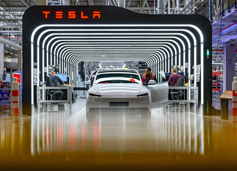 Доброй свинье все впрок: почему Tesla не&nbsp;боится скандалов