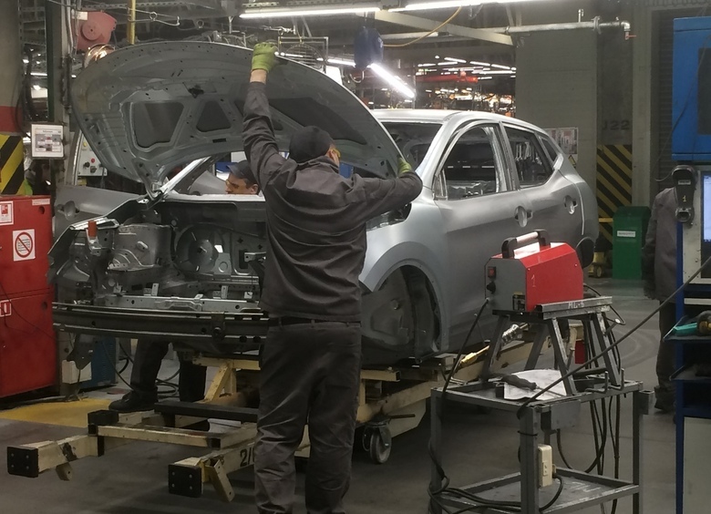 Доля машин российского производства достигла 59% в&nbsp;продажах новых авто