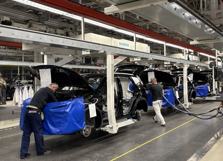 Эксперт рассказал, почему часть новых российских автобрендов может уйти с&nbsp;рынка
