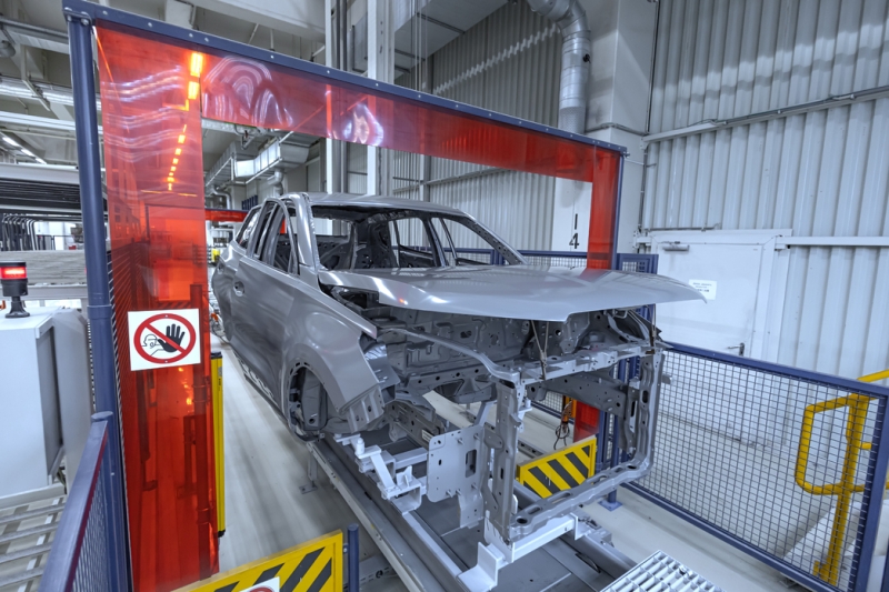 Калибровка металла: как в России собирают автомобили Tenet