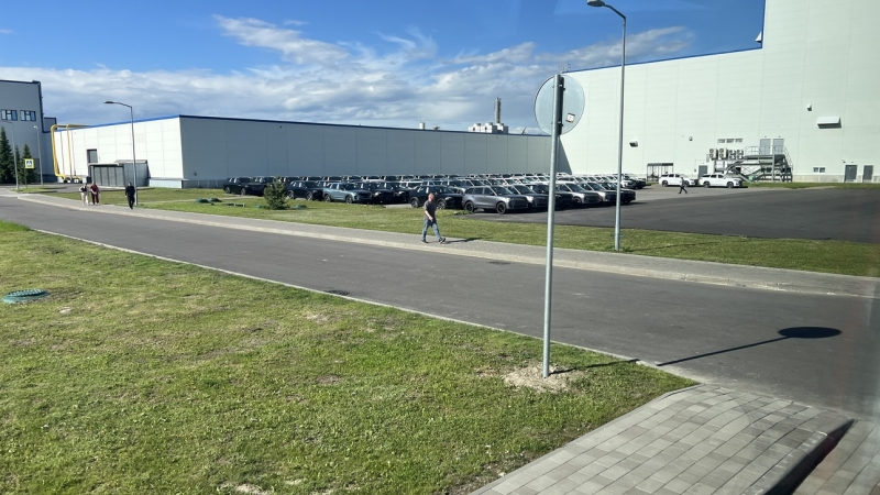 Настоящий автомобильный: как собирают кроссовер Jeland J6 на&nbsp;заводе в&nbsp;Шушарах