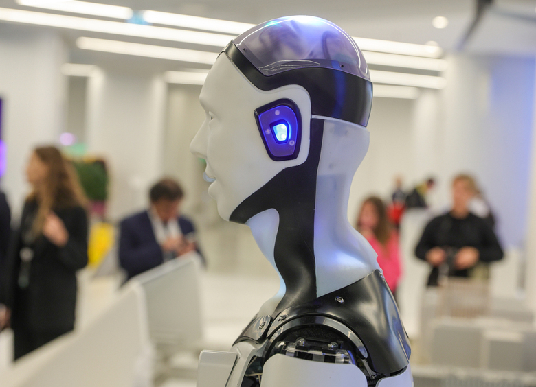 Не&nbsp;на&nbsp;нашем веку: почему скорый захват автозаводов роботами-гуманоидами&nbsp;&mdash; это фантастика