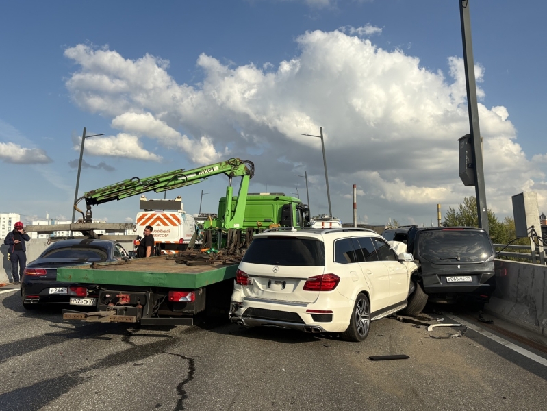 Подмена понятий: за&nbsp;что современный автопром дерет со&nbsp;своих клиентов три шкуры