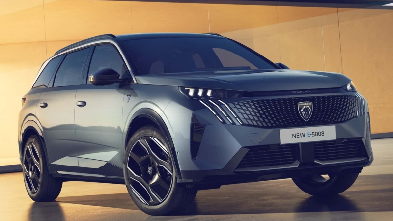 Представлен Peugeot E-5008: первый в своем роде электрический семиместный кроссовер