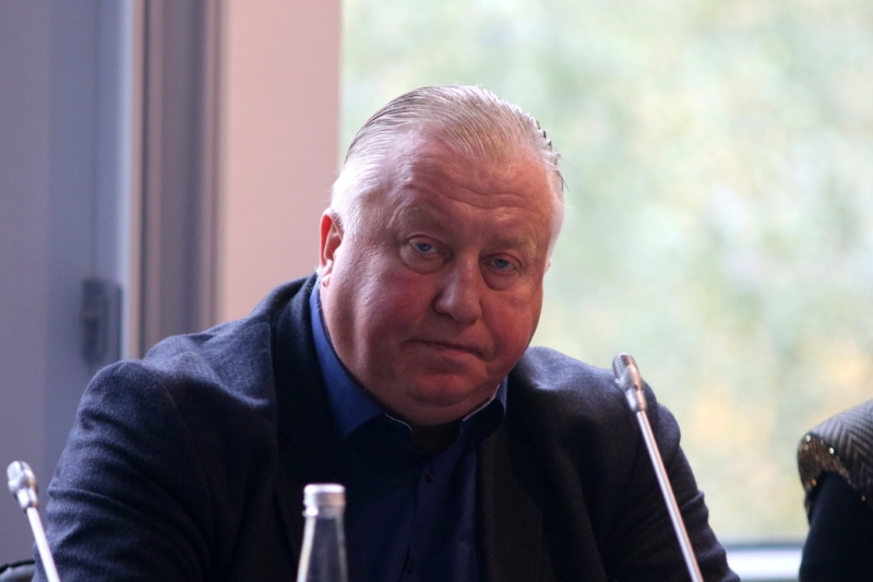 «Росавто», как кома российского автопрома: рецептов спасения нет ни у кого