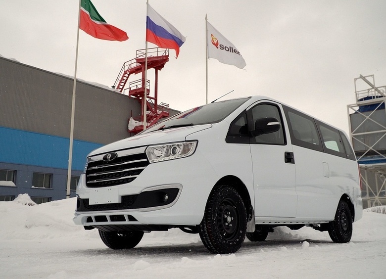 Sollers запустил серийное производство минивэна SF1