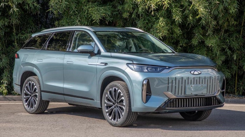 В Китае рассекретили новый гибридный кроссовер Chery