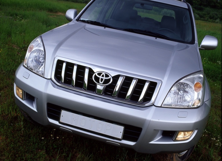 В Россию вернулся Toyota Land Cruiser Prado