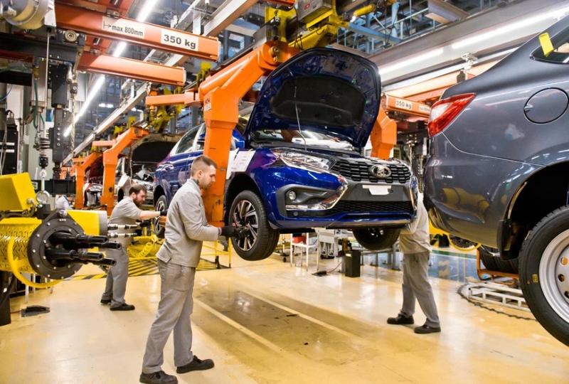 За&nbsp;что боролись: неуклюжая поддержка отечественного автопрома обернулись бедой